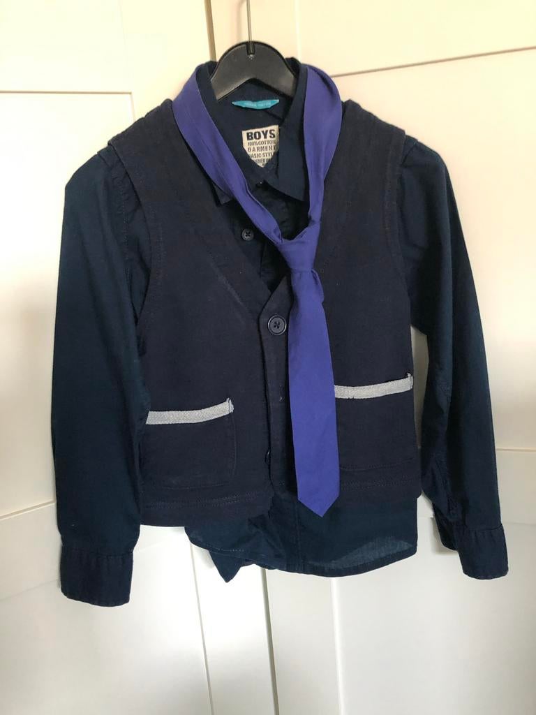 Blauwe blouse overhemd met gilet vestje +stropdas mt 110-116, Ophalen of Verzenden, Zo goed als nieuw, Jongen, Overhemd of Blouse