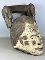 241230 Authentic Afrikaans Igbo Agbogho Masker uit Nigeria, Ophalen of Verzenden