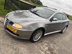 Alfa Romeo GT 1.8 TS 2006 Grijs, Auto's, Alfa Romeo, Voorwielaandrijving, 65 €/maand, 4 cilinders, 400 kg