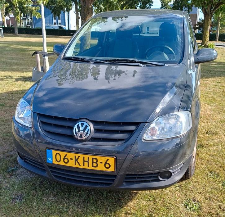 Volkswagen Fox 1.2, 2006, grijs incl set winterbanden, Auto's, Volkswagen, Particulier, Fox, Open dak, Benzine, Handgeschakeld