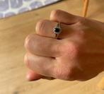 Witgouden ring met safier en diamantjes, Wit, Ophalen of Verzenden, Zo goed als nieuw, Dame