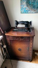 Antieke Elektrische Naaimachine in Kast, Antiek en Kunst, Antiek | Naaimachines, Ophalen