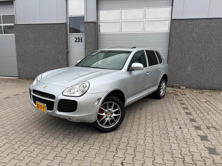 Porsche Cayenne 4.5 V8 Turbo - Youngtimer / Pano / 4x4, Auto's, Porsche, Bedrijf, Cayenne, 4x4, ABS, Airbags, Airconditioning