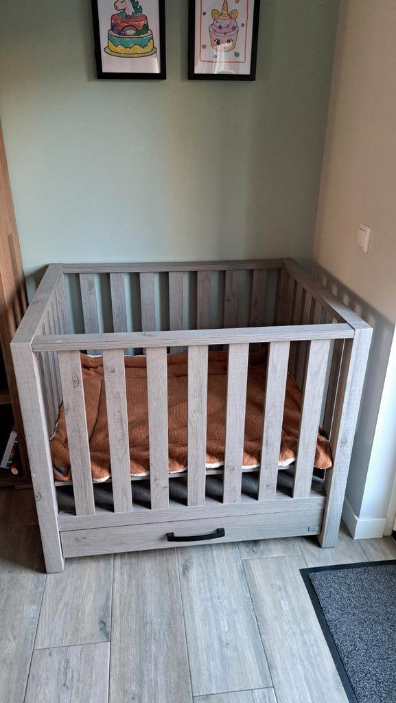 Grijze TWF box met lade, Kinderen en Baby's, Boxen, Gebruikt, Rechthoekig, Boxkleed, Lade, Ophalen