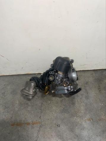  Sym Mio 50cc Carburateur – Werkt Perfect – Met Spruitstuk beschikbaar voor biedingen