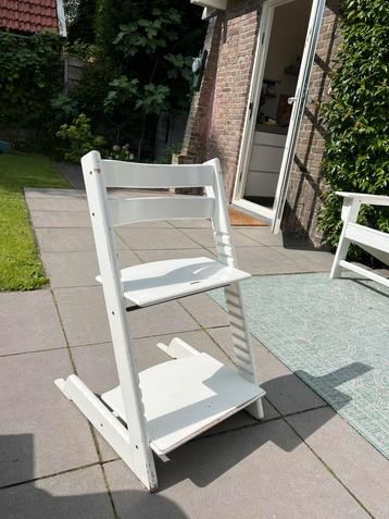 Stokke Tripp Trapp meegroei kinderstoel beschikbaar voor biedingen