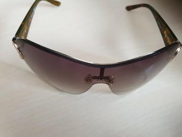cucci  een echte dames cucci zonnebril  te koop  beschikbaar voor biedingen