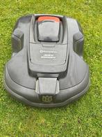 Robotmaaiers Husqvarna Automower 310, Tuin en Terras, Robotmaaiers, Ophalen of Verzenden, Zo goed als nieuw, Husqvarna