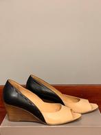 Leren sleehak, Kleding | Dames, Schoenen, Overige kleuren, Nieuw, Ophalen of Verzenden, Schoenen met hoge hakken