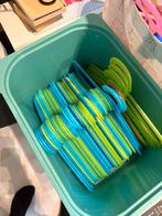 80 kunststof kleding hangers ikea, Ophalen of Verzenden, Zo goed als nieuw, Kunststof, Kinderen en Volwassenen