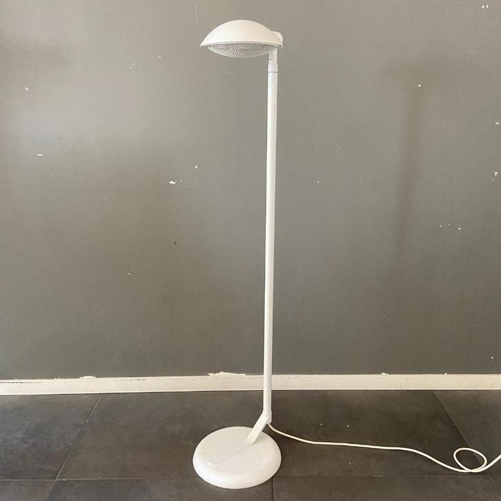 OPRUIMING jaren 70 80 post modern design vloerlamp Temde, Huis en Inrichting, Lampen | Vloerlampen, Gebruikt, 150 tot 200 cm, Metaal