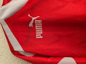 Vintage Puma voetbalshirt - Maat XL beschikbaar voor biedingen