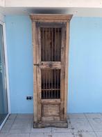 BOEKENKAST INDIA kast oud hout met smeedijzer detail in deur, Ophalen