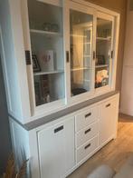 Beige buffetkast met glazen schuifdeuren, Huis en Inrichting, Ophalen, Zo goed als nieuw, Met lade(s), 150 tot 200 cm