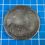 PENNING BEVRIJDING STEENWIJK CANADEEZEN 12 APRIL 1945 ZINK, Ophalen of Verzenden, Overige soorten, Nederland, Embleem of Badge