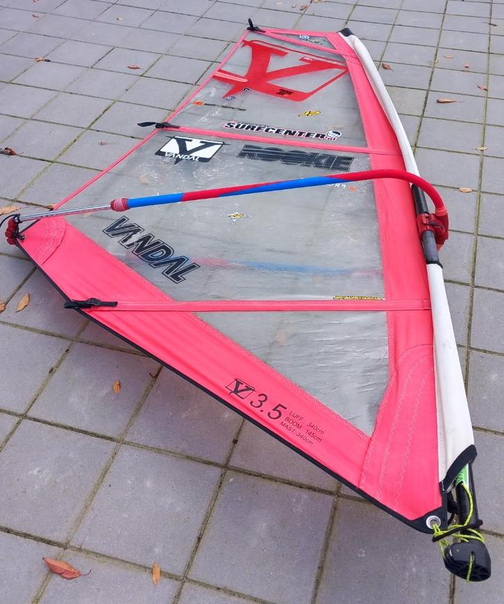 Surfplank F2 compleet met zeil / tuig 3.5 m2, Watersport en Boten, Windsurfen, Gebruikt, Complete set, 250 tot 300 cm, Met vin(nen)