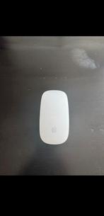 Apple magic mouse, Computers en Software, Muizen, Ophalen, Muis, Zo goed als nieuw, Draadloos
