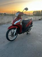Honda Vision 50cc Geel Kenteken, Fietsen en Brommers, Brommers | Honda, Ophalen, Gebruikt, Overige modellen