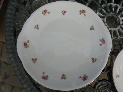 Gebakschaal Bavaria R met roze roosjes, Antiek en Kunst, Antiek | Servies los, Ophalen of Verzenden