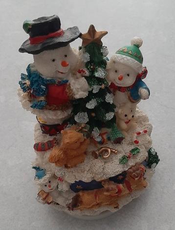 Leuk muziekdoosje kerst beschikbaar voor biedingen