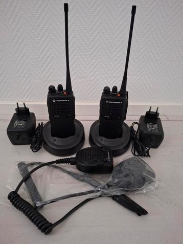 Motorola GP340 UHF Portofoon Set beschikbaar voor biedingen