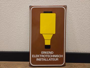 Emaille bord - Erkend Elektrotechnisch Installateur beschikbaar voor biedingen