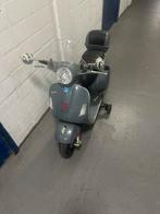 Grijze Vespa Speelgoedscooter, Ophalen, Zo goed als nieuw, Elektrisch, Vespa