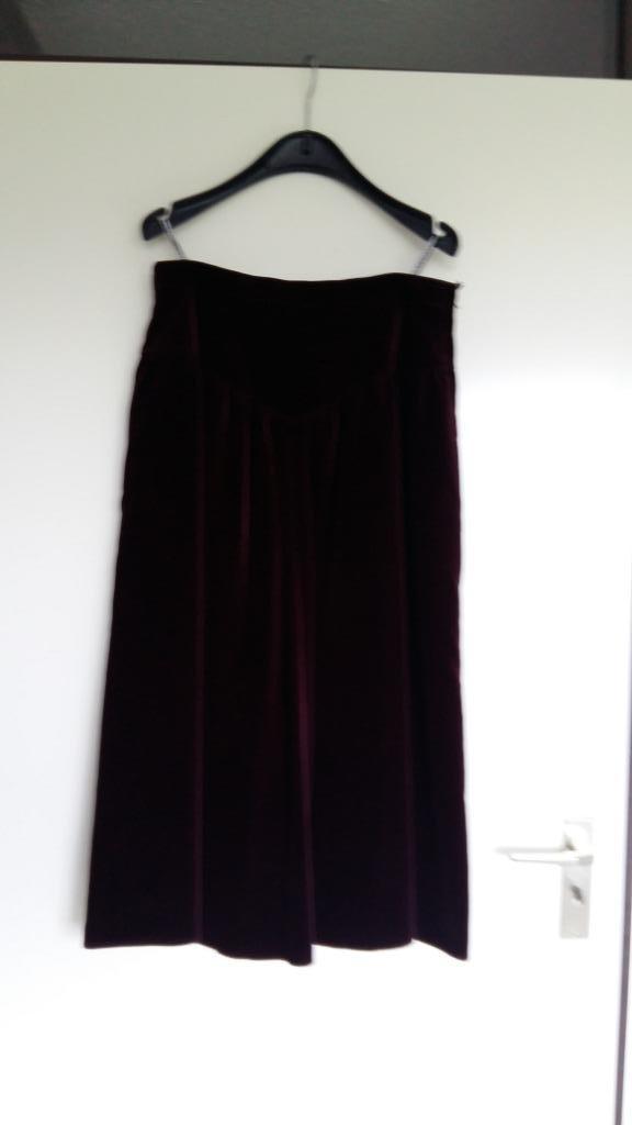 MOOIE KWALITEIT VELOURS MIDDELLANGE BORDEAU RODE ROK, Kleding | Dames, Rokken, Gedragen, Maat 42/44 (L), Overige kleuren, Onder de knie