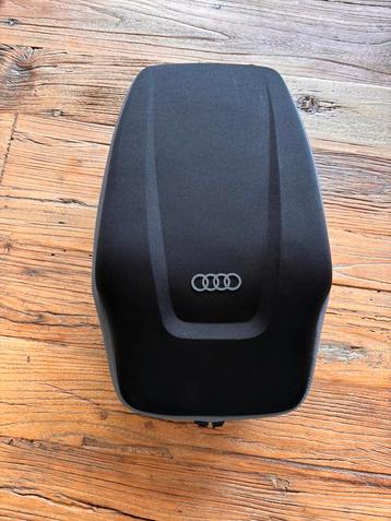 Orginele Tas / Box voor achterbank Audi beschikbaar voor biedingen