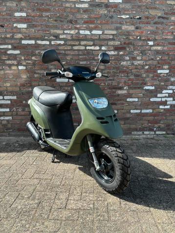 Piaggio typhoon TPH VEEL NIEUW! duits beschikbaar voor biedingen