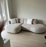 Hoekbank Rozzano beige organische vorm, Huis en Inrichting, Banken | Bankstellen, Ophalen, Zo goed als nieuw, Vierpersoons of meer