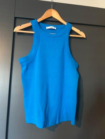 Mooi blauw aangeslotej topje Mango te koop maat XL beschikbaar voor biedingen