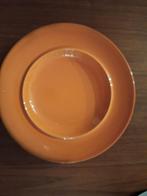 Vintage Oranje Diep Bord - Zeer Goede Staat, Huis en Inrichting, Keuken | Servies, Gebruikt, Ophalen of Verzenden, Bord(en), Overige stijlen