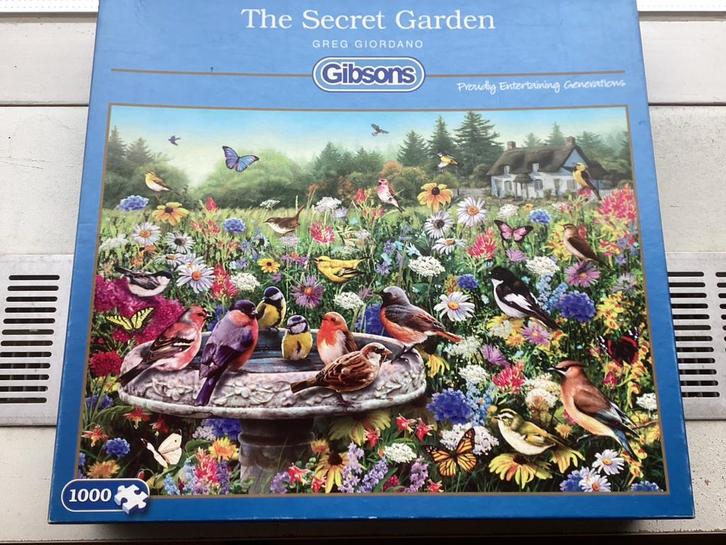 Gibsons The Secret Garden Legpuzzel 1000 stukjes, Hobby en Vrije tijd, Denksport en Puzzels, Zo goed als nieuw, Legpuzzel, 500 t/m 1500 stukjes