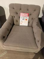 Fauteuil stoel met knopen taupe nieuw lounge seat, Huis en Inrichting, Ophalen, Nieuw, Stof