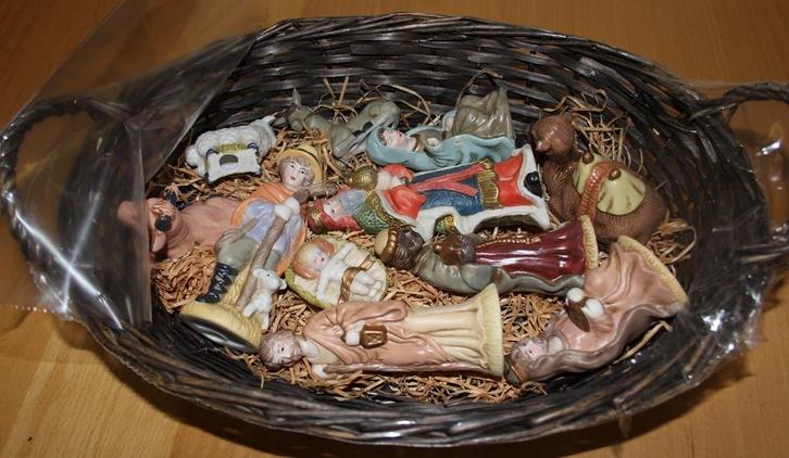 11-delige vintage porseleinen kerstgroep - 104286, Diversen, Kerst, Gebruikt, Ophalen of Verzenden