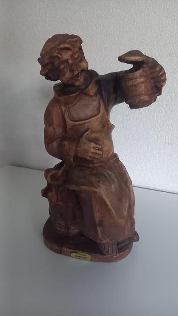 houten beeld beschikbaar voor biedingen