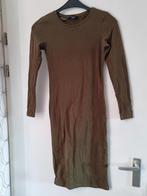 Khaki kleur stretch jurk lange mouw - maat 38 - Atmosphere, Maat 38/40 (M), Atmosphere, Ophalen of Verzenden, Zo goed als nieuw