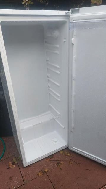Koelkast.150x60x60 hxbxd. beschikbaar voor biedingen