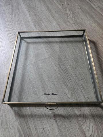Riviera maison displaybox goud 30 x 30 x 4 cm beschikbaar voor biedingen