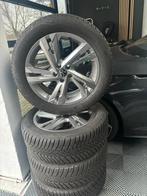VW Taigo R-Line Winterset Vredestein 205/55R17, Gebruikt, Banden en Velgen, 17 inch, Personenwagen