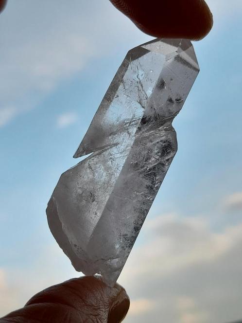 Shift kristal Brazilië., Verzamelen, Mineralen en Fossielen, Mineraal, Ophalen of Verzenden