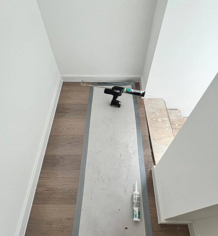 Professionele kitter aangeboden - snelle service, Doe-het-zelf en Verbouw, Glas en Ramen, Zo goed als nieuw, 160 cm of meer, Ophalen of Verzenden