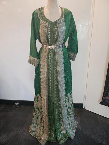 Prachtige Marokkaanse Jurk beschikbaar voor biedingen