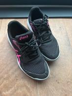 Asics zaal schoen zwart/roze maat 39, Ophalen of Verzenden, Gebruikt, Hardloopschoenen, Asics
