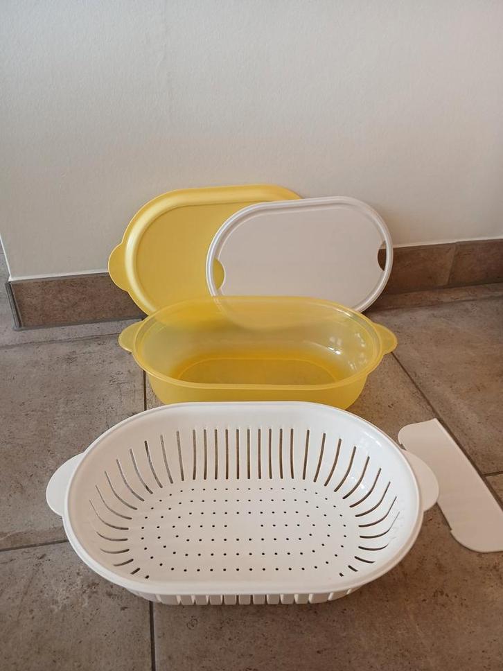 Tupperware multischaal/serveerwonder/vergiet/snijplank Nieuw, Huis en Inrichting, Keuken | Tupperware, Nieuw, Overige typen, Geel