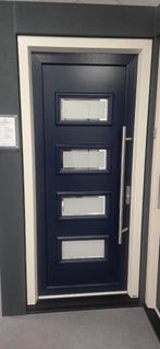 Kunststof Voordeur met RVS greep showmodel 1000 x 2230 mm, Doe-het-zelf en Verbouw, Kozijnen en Schuifpuien, Kunststof, Deurkozijn