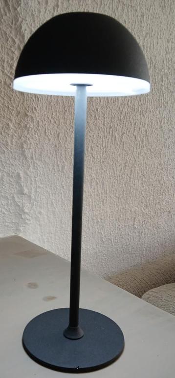 JONSKA LED Tafellamp - Tafellamp Oplaadbaar beschikbaar voor biedingen