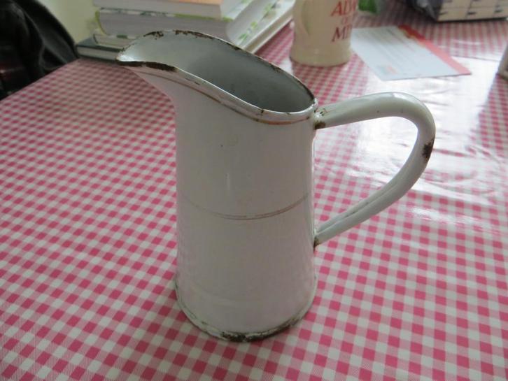 emaille kannetje/wit/vintage/brocante/vaas/bloemen/, Antiek en Kunst, Antiek | Emaille, Ophalen of Verzenden
