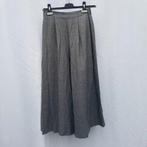 Aparte zilveren dames broek 3/4 mt S merk Zara, ., Ophalen of Verzenden, Zo goed als nieuw, Driekwart